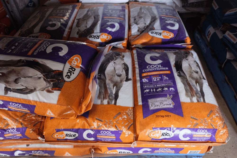 Bags of quality horse feed, chicken feed, and pet food for local animal lovers in the Murrumbateman and Yass Valley